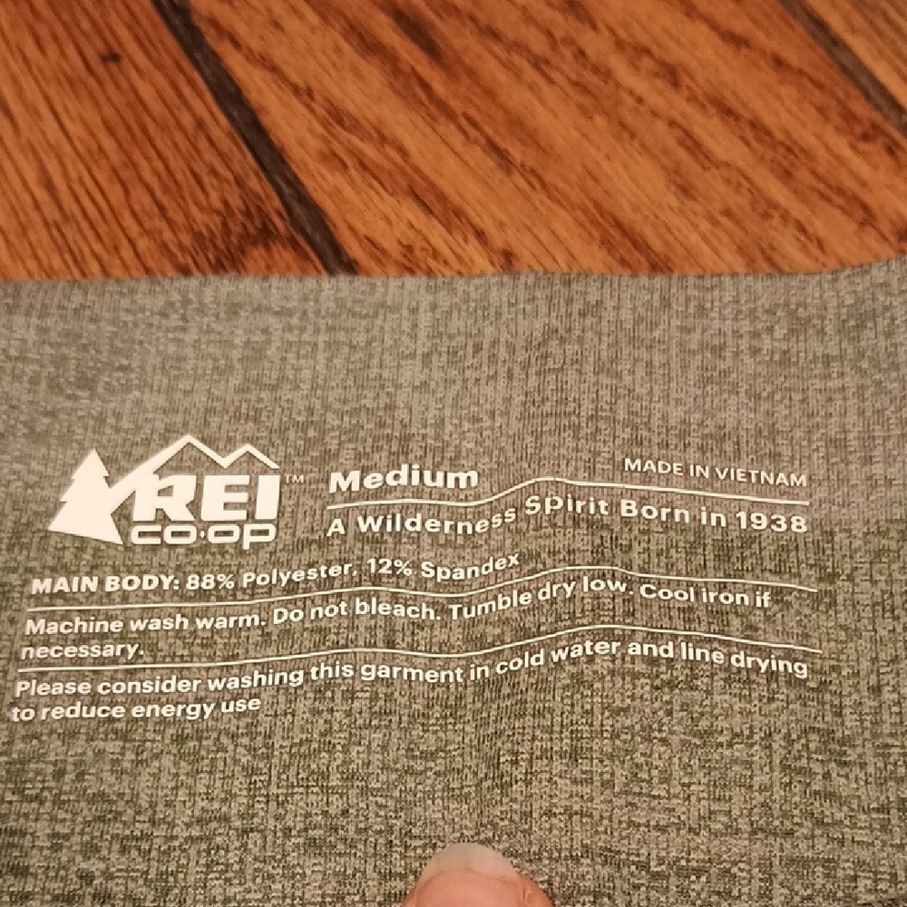 REI Green Leggings and Crop Top 2 Piece Set Women's Size Medium - Picture 5 of 7